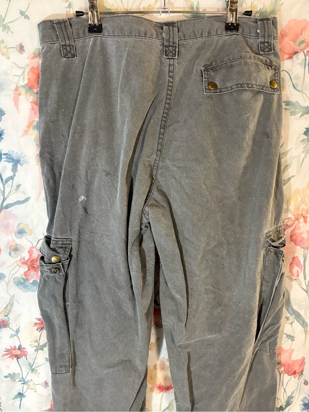 Vintage Gray Cargo Utility Pants with Multiple Pockets - Picture 6 of 11